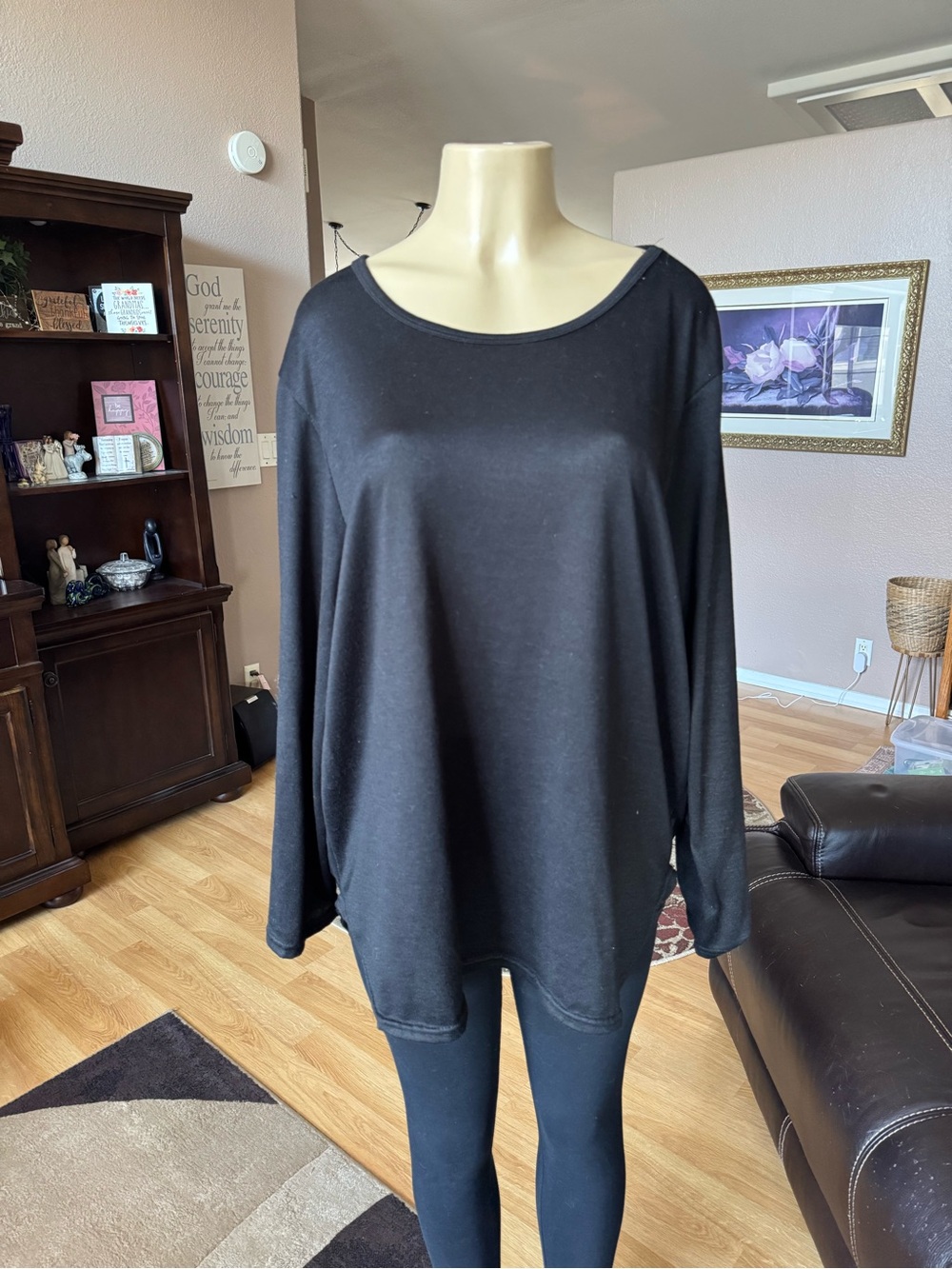Bobbie Brooks black long sleeve scoop neck soft sweatshirt type-size 3X